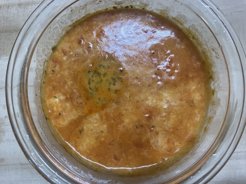 電子レンジで加熱した海老スープの画像